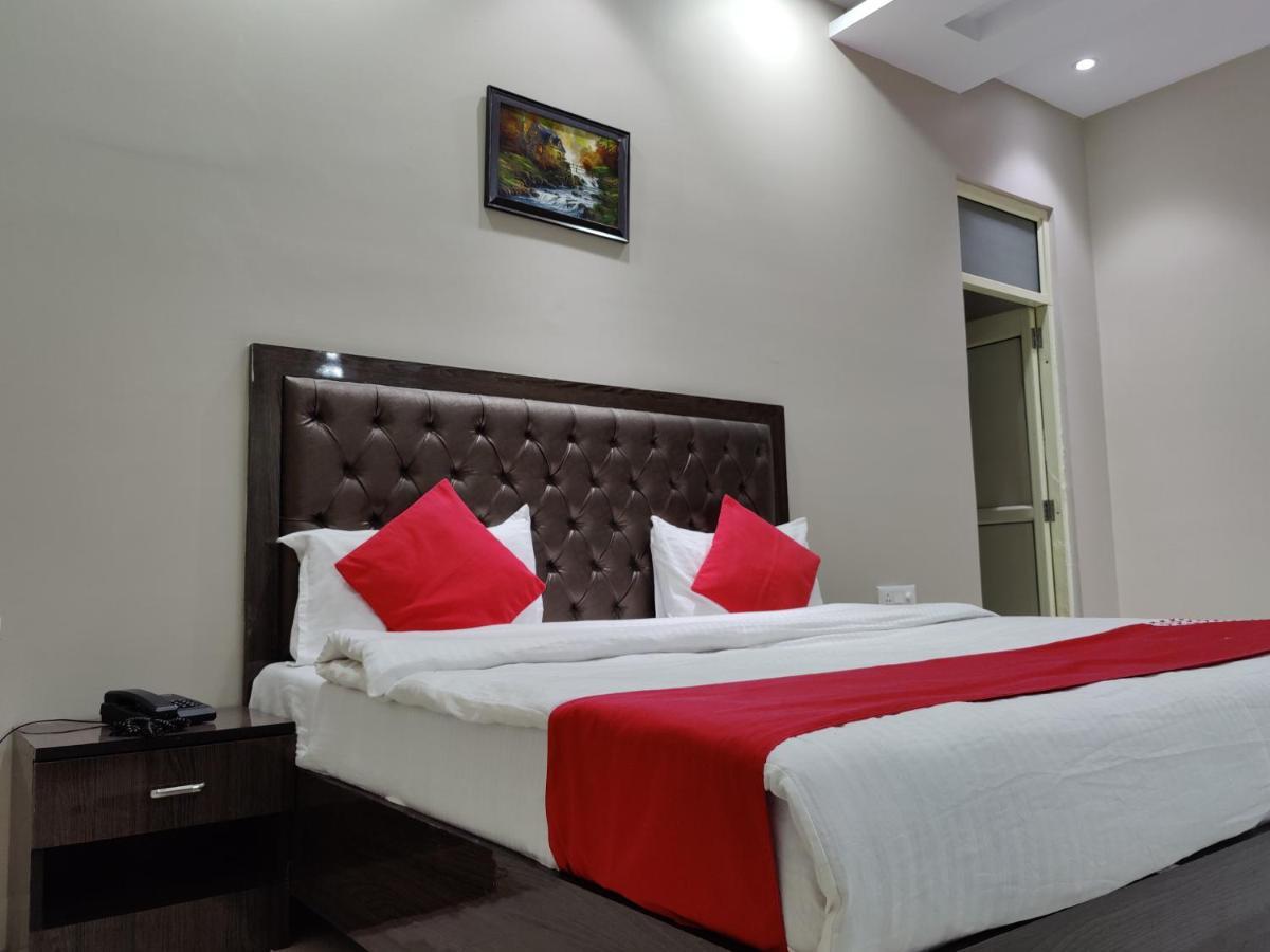 Kailash Mansarovar And Banquet Hall Bareilly Exteriör bild